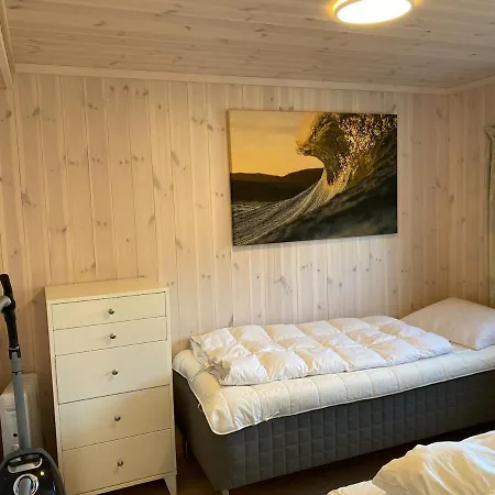Beachhouse Near The Beautiful Surf Bore *